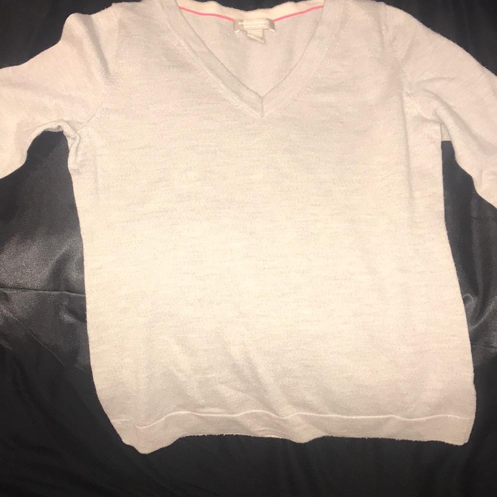 Grey Banana Republic Sweater